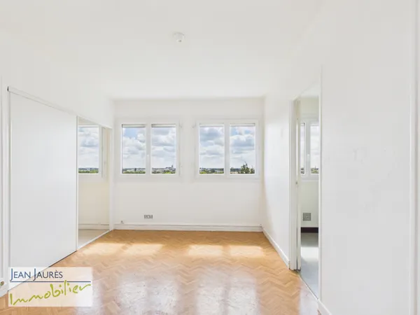 Appartement 2 pièces dans une copropriété sécurisée