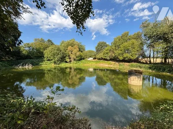 Terrain 4405 m²