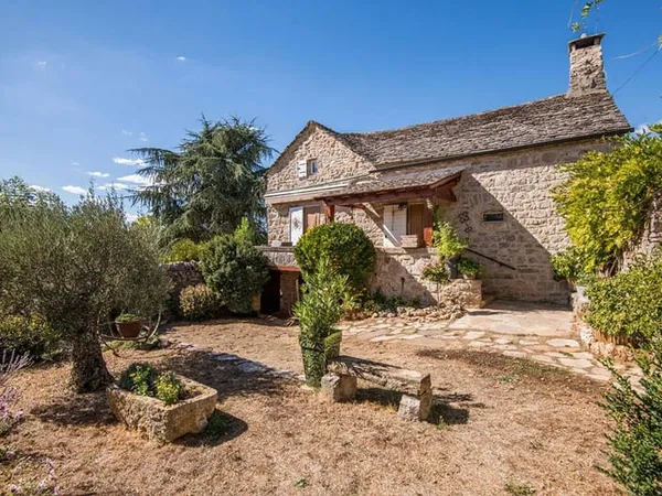 Maison 10 pièces 174 m²