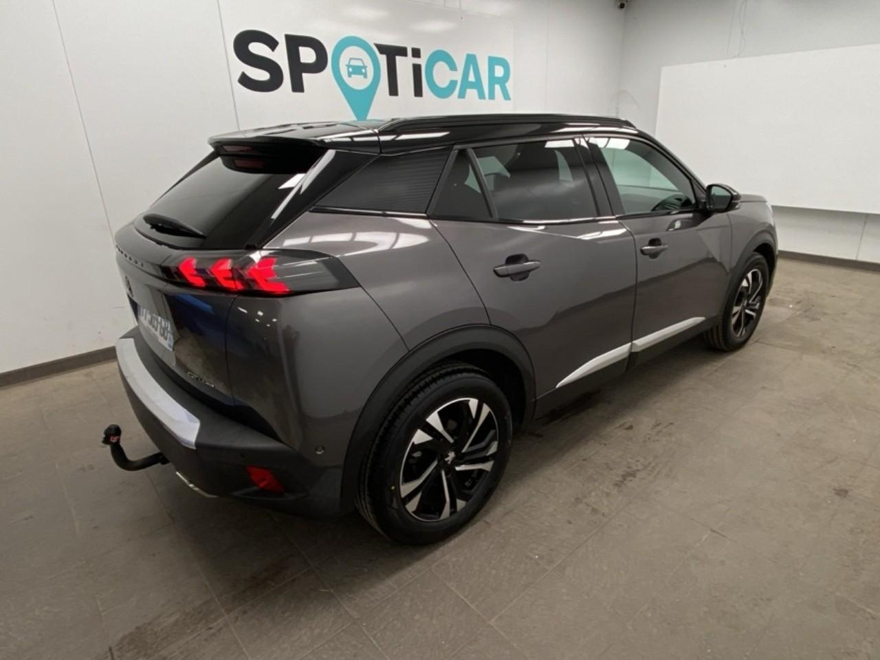 Peugeot 2008 puretech 130 s&s eat8 gt line — photo 4