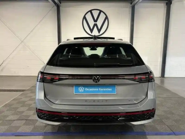 Volkswagen Passat 1.5 ehybrid 272 dsg6 — photo 5
