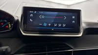 Peugeot 208 1.2 Hybrid 100ch Active e-DCS6 — photo 19