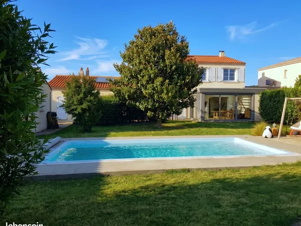 Maison 11 pièces 175 m²