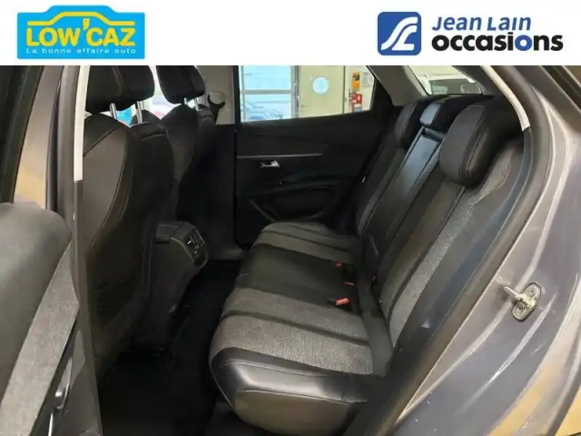 Peugeot 3008 1.2 puretech 130ch s&amp;s bvm6 — photo 17