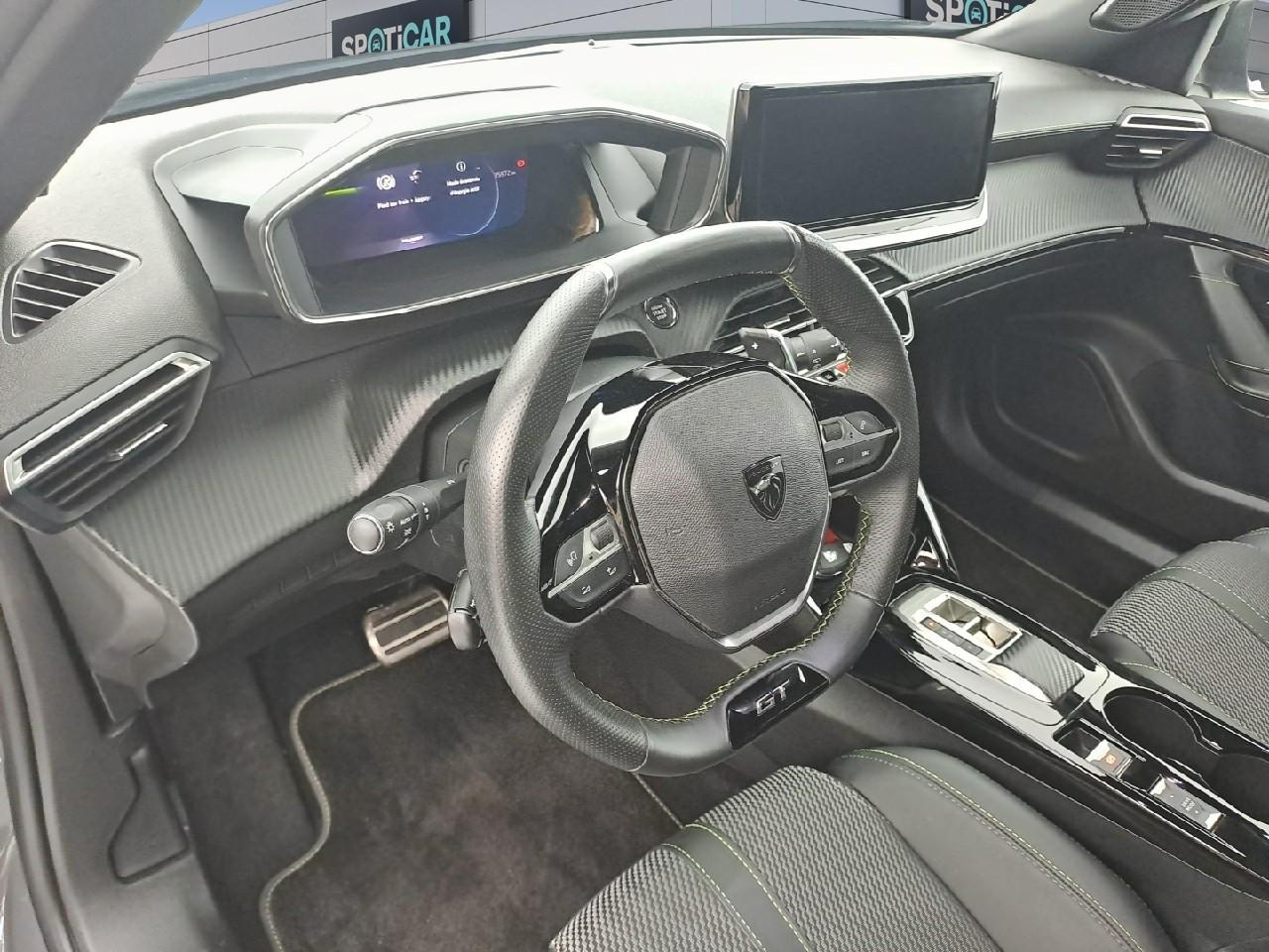 Peugeot 2008 puretech 130 s&s eat8 gt — photo 14