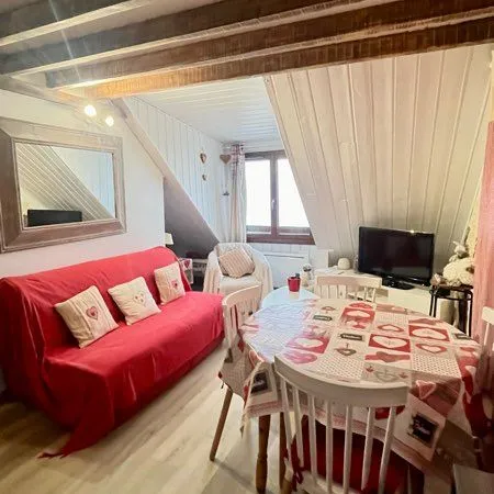PRA LOUP 1500 - Joli duplex T2 (meublé) avec 2 mezzanines, vue montagne et parking privé