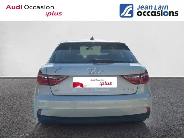 Audi A1 sportback 25 tfsi 95 ch bvm5 — photo 6