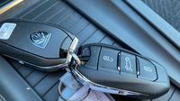 Peugeot 308 1.5 BlueHDi 130ch S&S Style EAT8 — photo 16