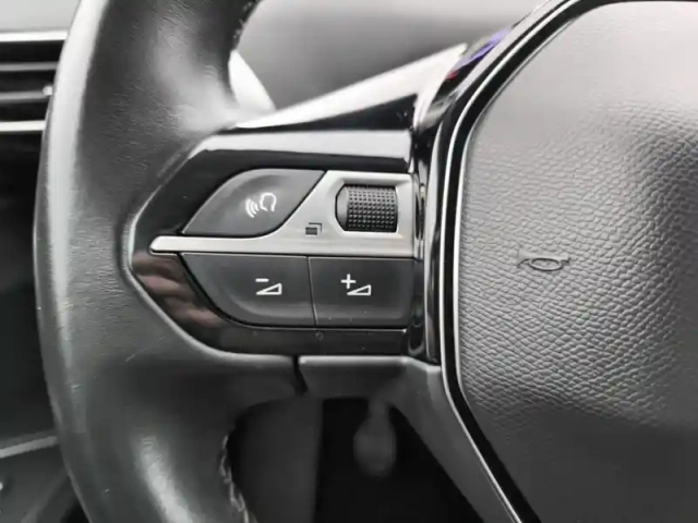 Peugeot 3008 puretech 130ch s&amp;s bvm6 allure pack — photo 20