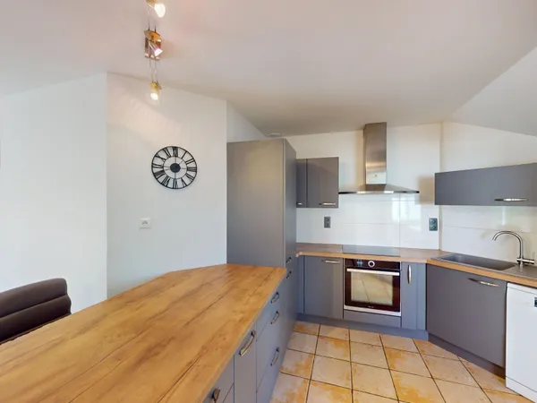 Maison T5 - 117 m2 - LE MONASTERE