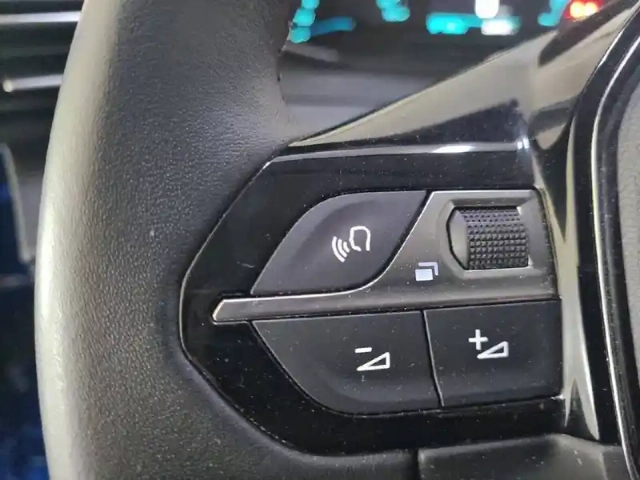Peugeot 208 electrique 50 kwh 136ch — photo 55