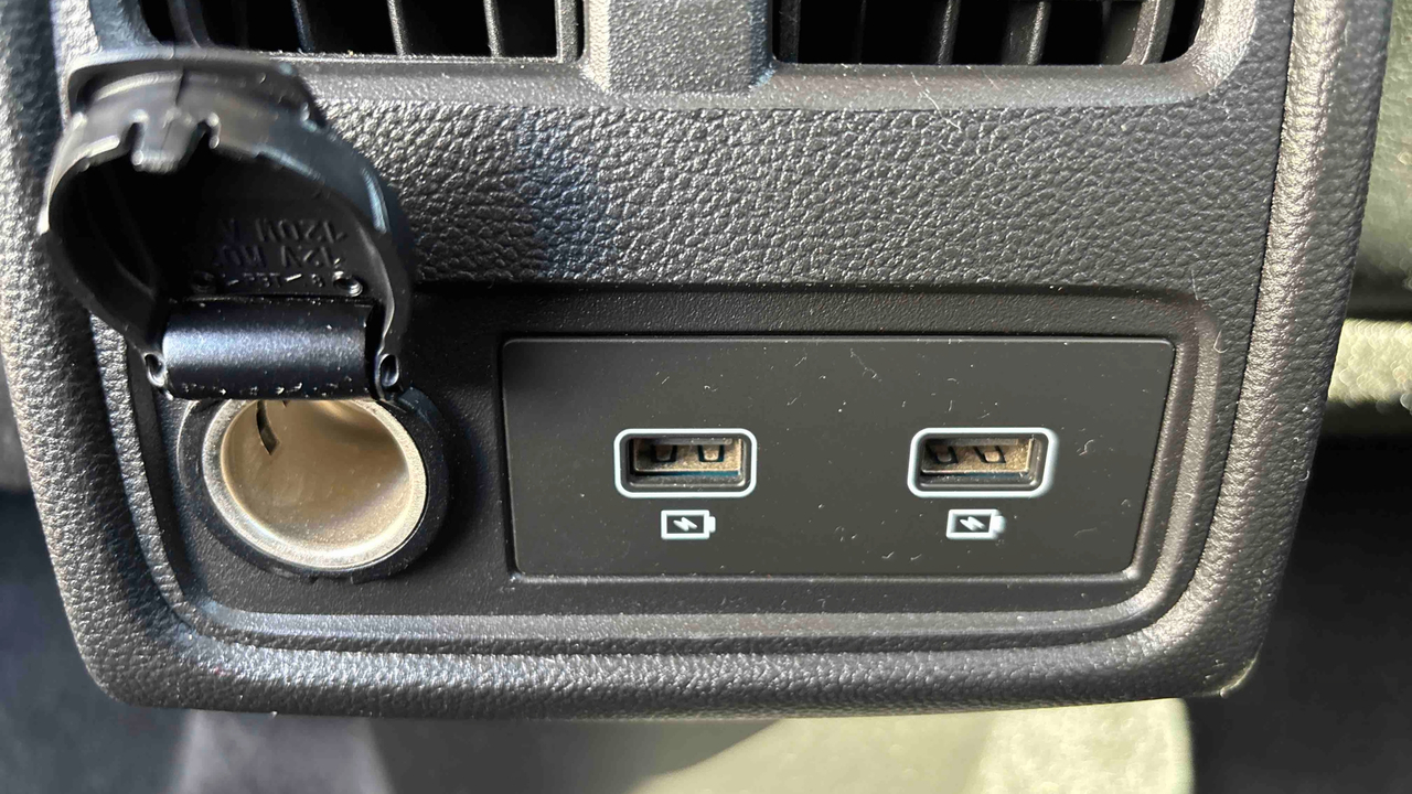 Renault Captur Blue dCi 115 EDC — photo 23
