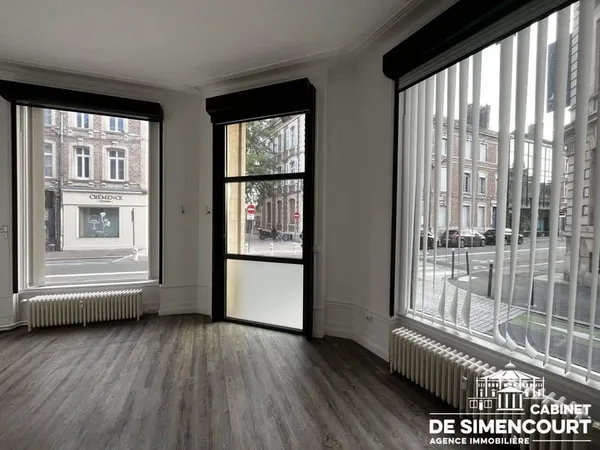 Local commercial 2 pièces 42 m²