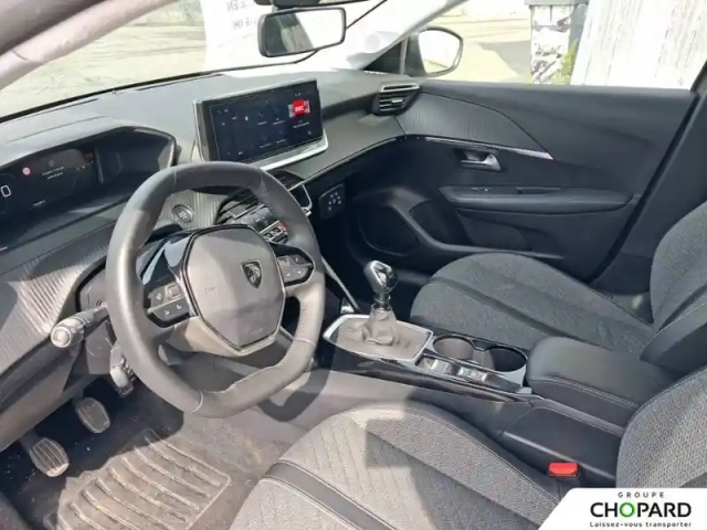 Peugeot 208 puretech 100 s&amp;s bvm6 — photo 10