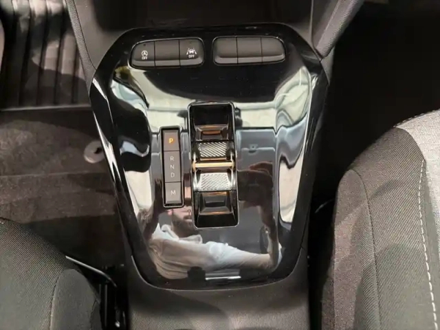 Opel Corsa 1.2 turbo hybrid 110 ch autom — photo 14