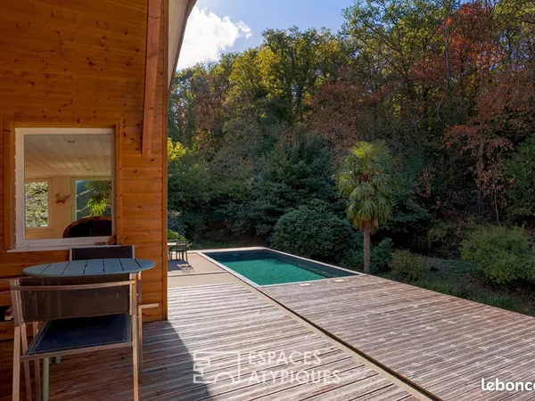 Propriété 6 pièces 146 m²