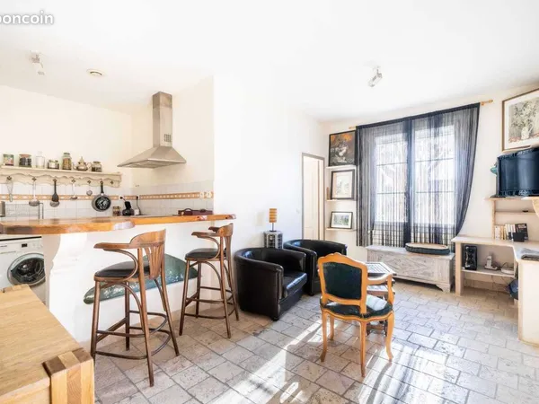 Maison de village 8 pièces 120 m²