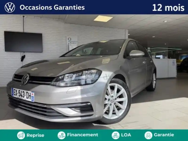 Volkswagen Golf 1.4 tsi 125ch bluemotion technology carat 5p — photo 1