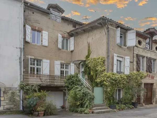 Spacieuse maison de village avec appartement indépendant