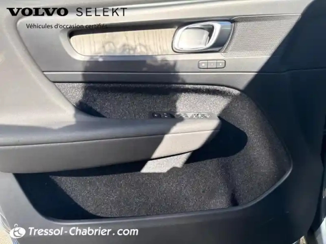 Volvo Xc40 d3 adblue 150 ch geartronic 8 inscription — photo 20