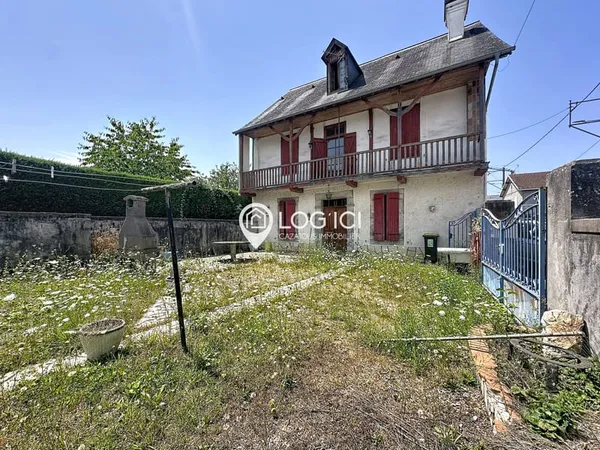 BENEJACQ - Vente maison ancienne à rénover avec grand garage