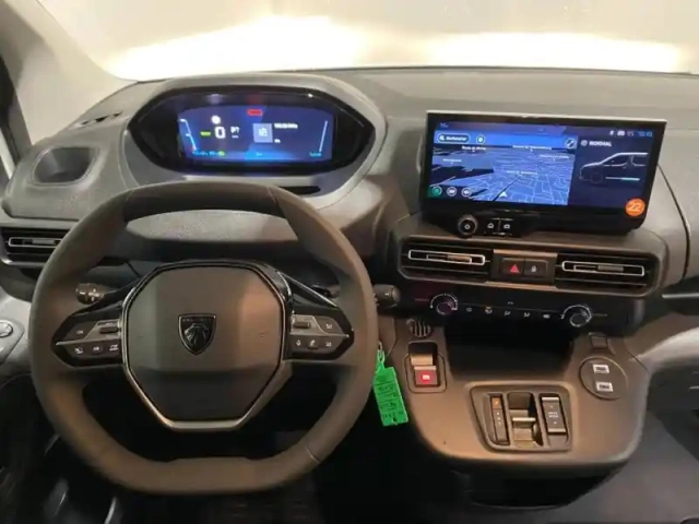 Peugeot Partner m charge utile majorée electrique 136ch  (prime cee b2b 5110? deduit) — photo 8
