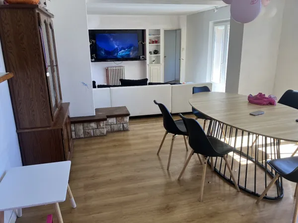 Immeuble 168 m²