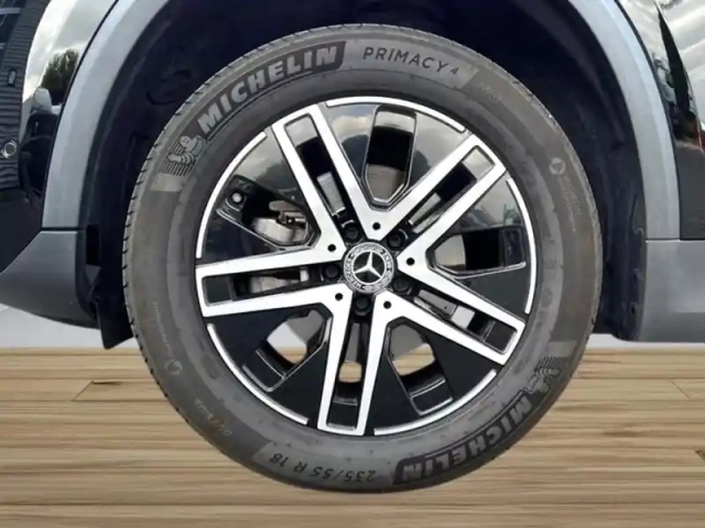 Mercedes Gla 200 progressive line — photo 11