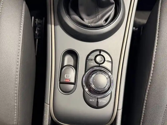 Mini Mini countryman 125 - 95 ch all4 bva6 — photo 83