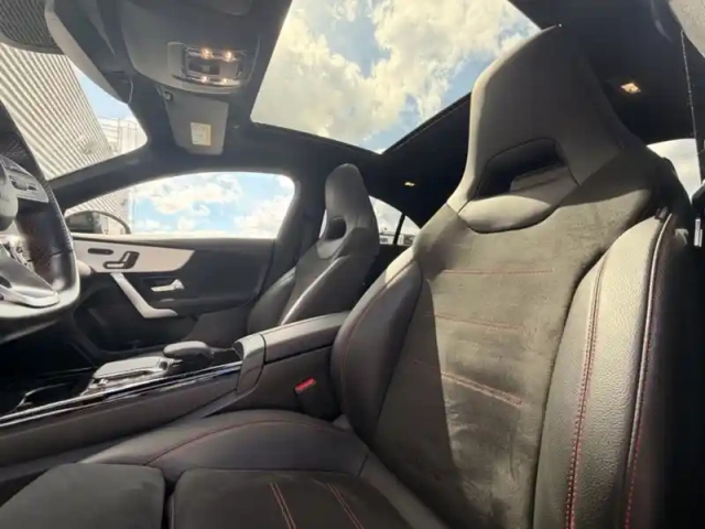Mercedes Cla coupé 200 amg line coupú — photo 12