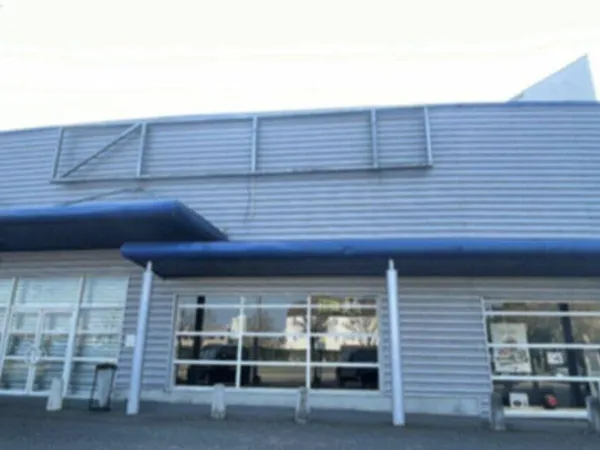 Local commercial 409 m²