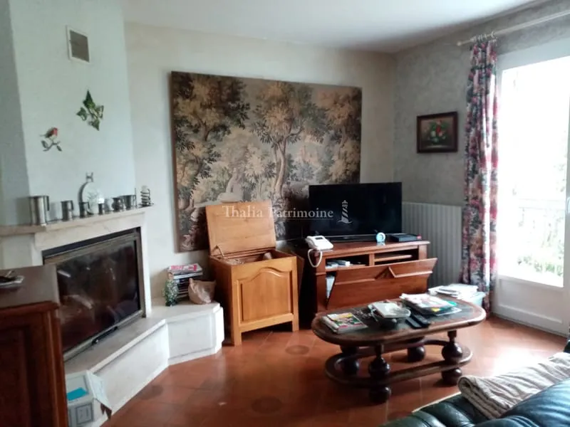 Photo 5