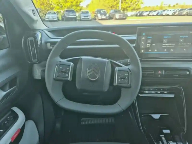 Citroën C3 hybride 110 ch e-dcs6 — photo 9