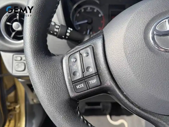 Toyota Yaris 110 vvt-i — photo 13