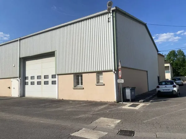 Local d'activité 360 m²