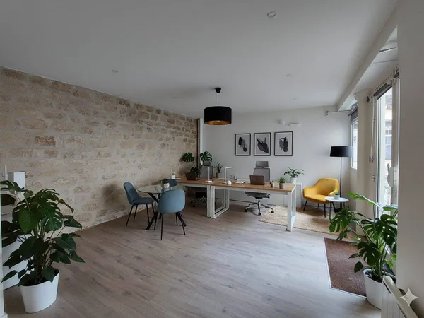 Bureau 44 m²