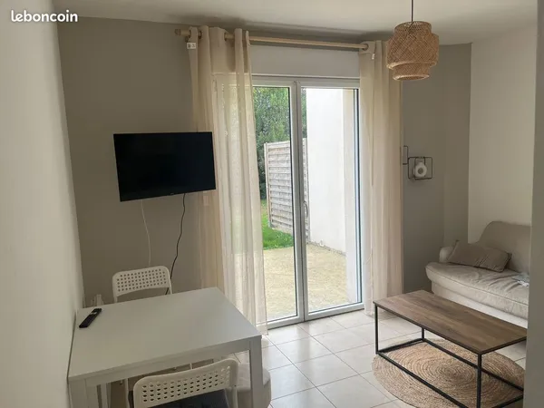 Logement T1 bis refait à neuf