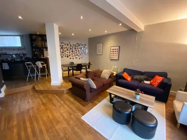 Propose chambre dans appartement en colocation