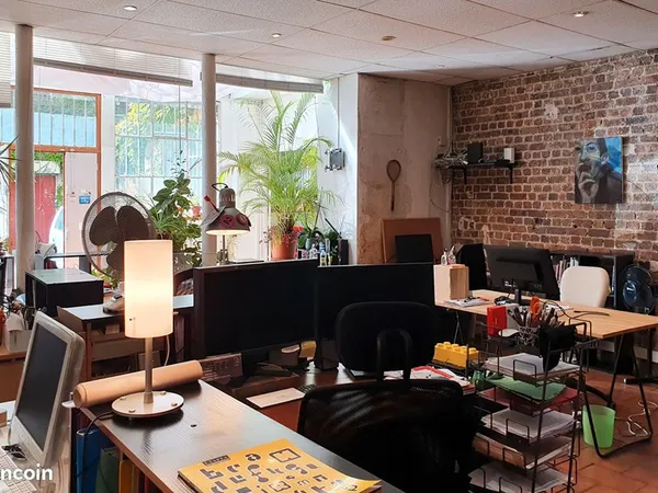 Bureaux à partager proche République et Goncourt