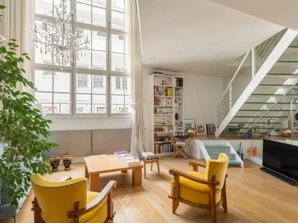 Paris 18e - AVENUE JUNOT - Atelier - 81,87m² Carrez - 1 chambre