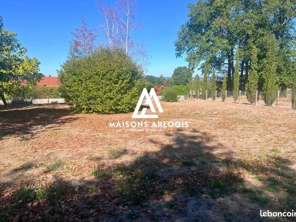 Terrain 1 036 m² Bosmie L Aiguille