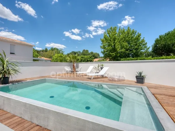 Maison spacieuse et atypique à vendre, 4 pièces à Villenave d'Ornon (33)
