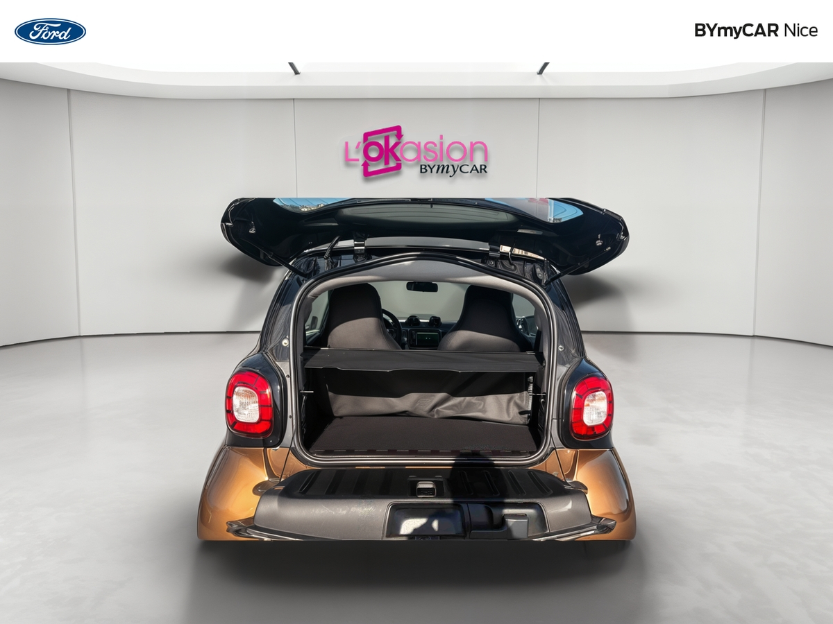 Smart Fortwo Coupé 0.9 90 ch S&amp;S BA6 — photo 4