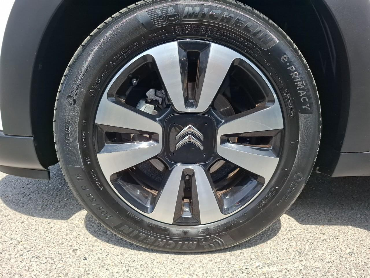 Citroën C3 1.2 puretech 83ch s&s shine — photo 11