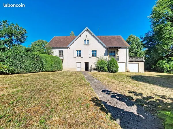 Propriété 10 pièces 229 m²