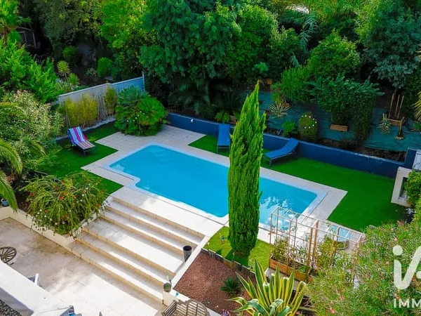 Maison 5 pièces 155 m²