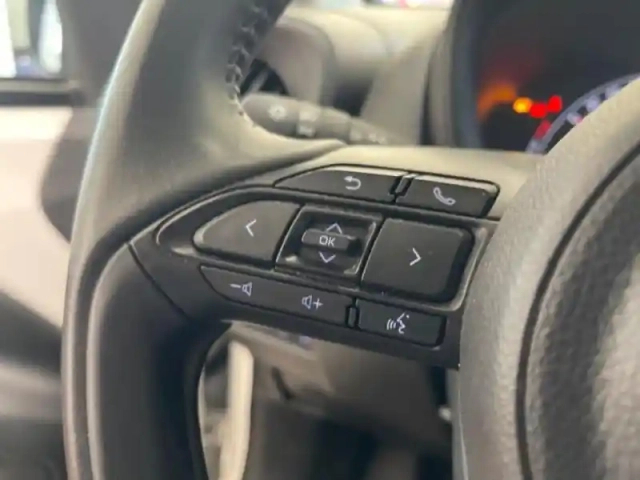 Toyota Aygo X 1.0 vvt-i 72ch dynamic — photo 12