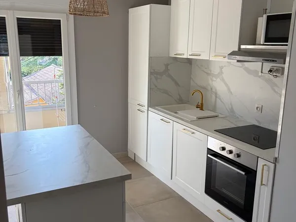 Appartement Entièrement Rénové - 80m2 - Romans-sur-Isère