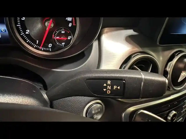 Mercedes Gla 180 fascination 7g-dct — photo 10