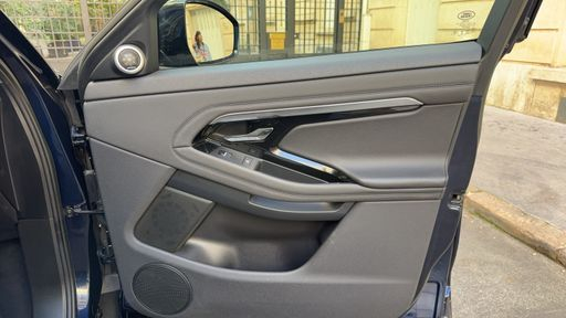 Land Rover Range Rover Evoque P300e PHEV 309 AWD BVA8 - R-Dynamic SE – 2022 – 46777 km – Hybride rechargeable – Boîte Automatique — photo 34